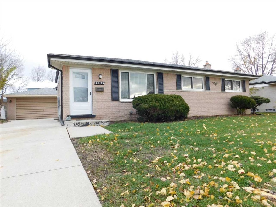 15415 Chestnut St, Roseville, MI 48066 - photo 1