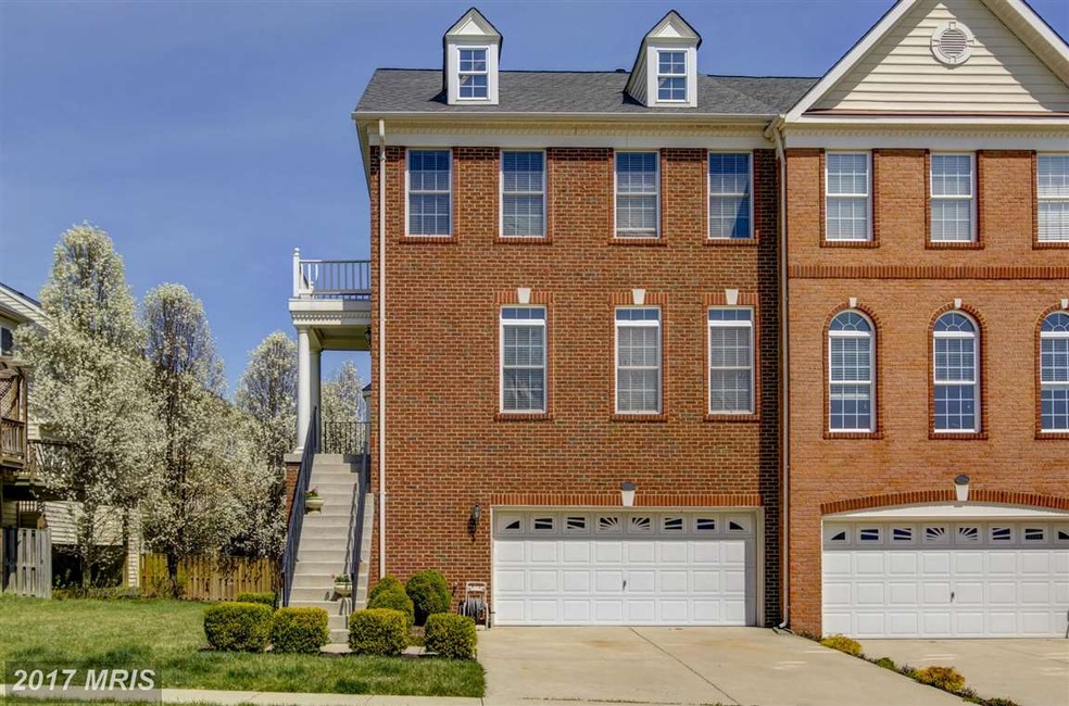 25919 Kirkwood Square, Chantilly, VA 20152 - photo 1