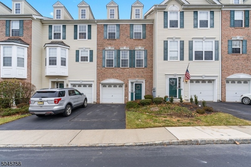 10 Sundance Way, Phillipsburg, NJ 08865 - photo 1