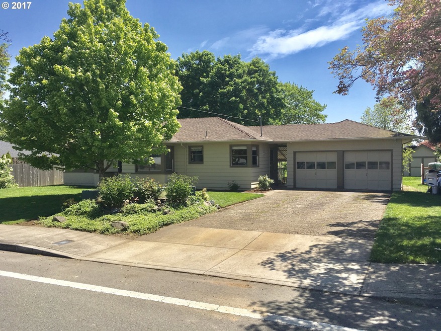 339 N Knights Bridge Rd, Canby, OR 97013 - photo 1