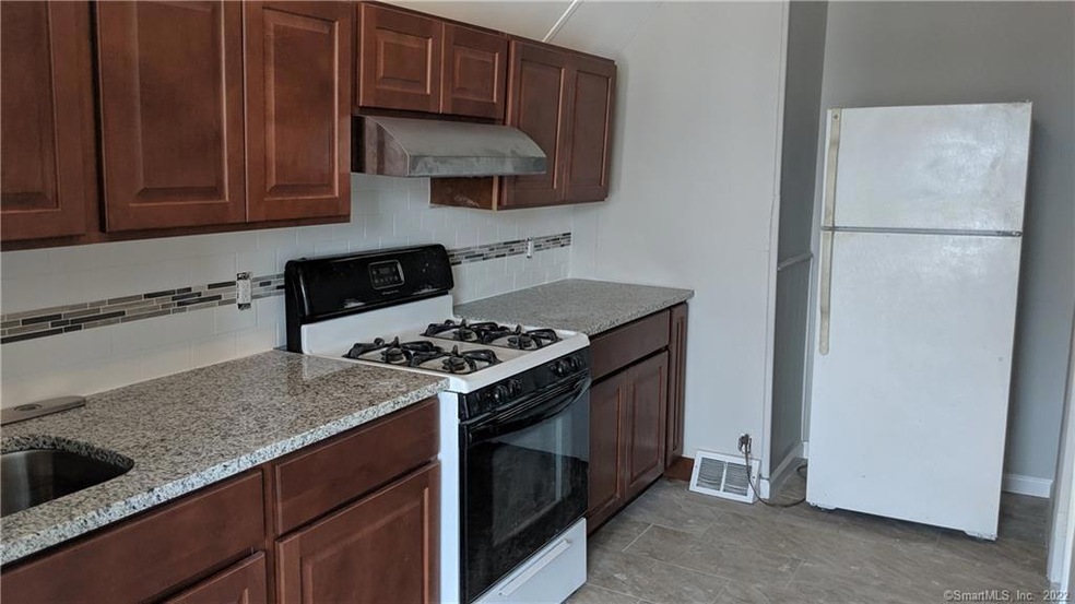 842 William St unit 3, Bridgeport, CT 06608 - photo 1