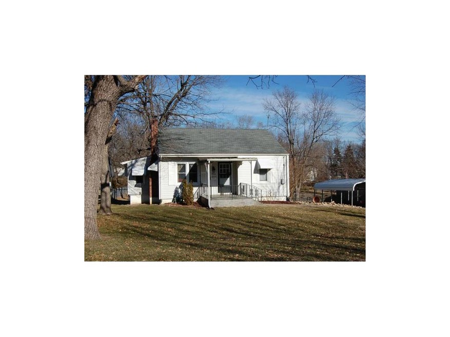 Updated Ranch with 2 bedrooms and 1 Bath with Hard