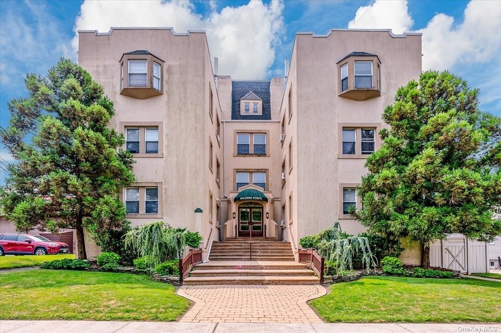 714 School St unit A2, Baldwin, NY 11510 - photo 1