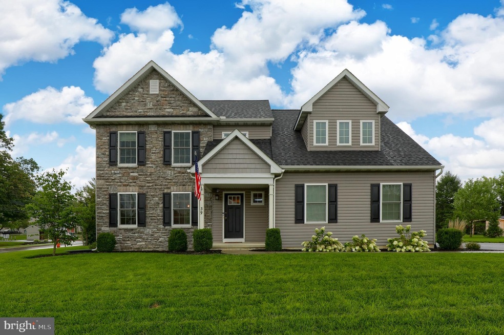 39 Katherines Way, Lancaster, PA 17602 - photo 1