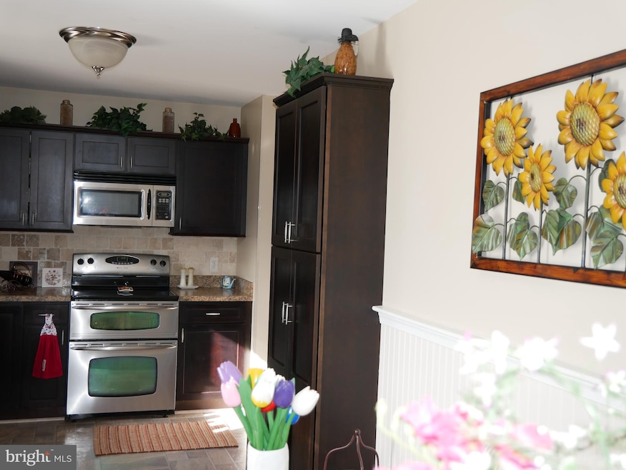 523 Cockeys Mill Rd, Reisterstown, MD 21136 - photo 1