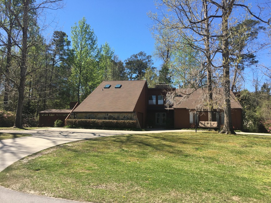 909 Greenway Dr, Jacksonville, NC 28546 - photo 1