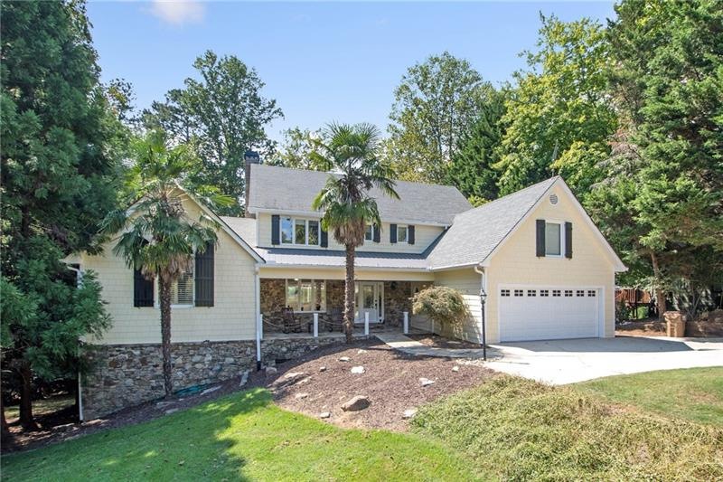 AMAZING Lake Lanier home with great lake views and