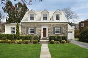 54 Sheldrake Ave, Larchmont, NY 10538 - photo 1