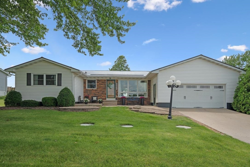 Pending $284,900