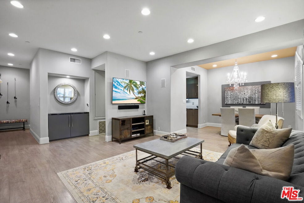 16123 W Sunset Blvd unit 202, Pacific Palisades, CA 90272 - photo 1