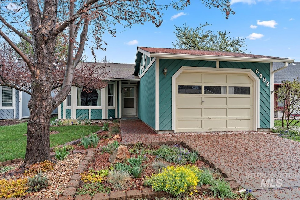 Sold • Co-Listing Agent