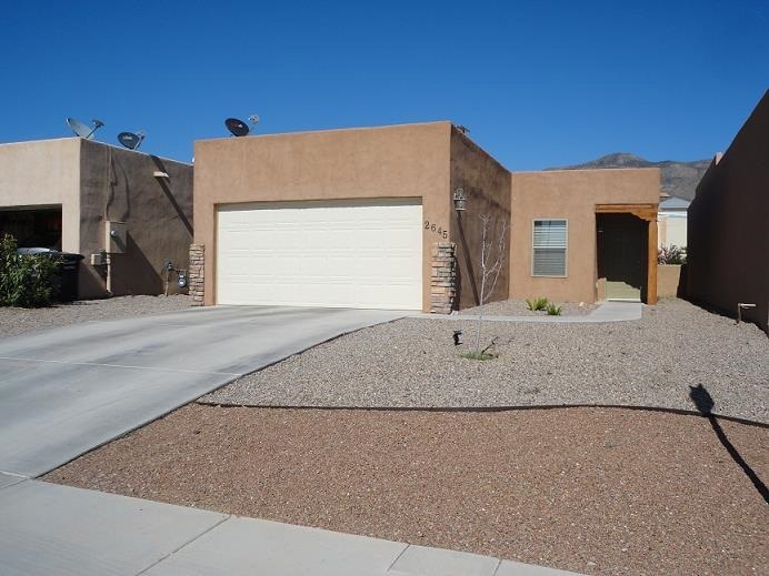 2645 Las Alturas Ct, Alamogordo, NM 88310 - photo 1