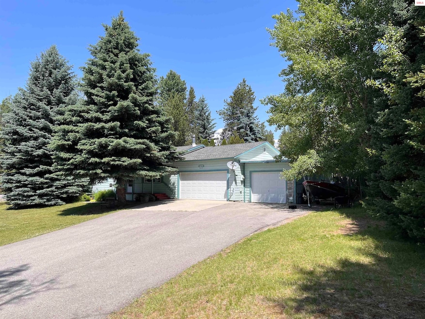 For Sale $549,000 • Co-Listing Agent