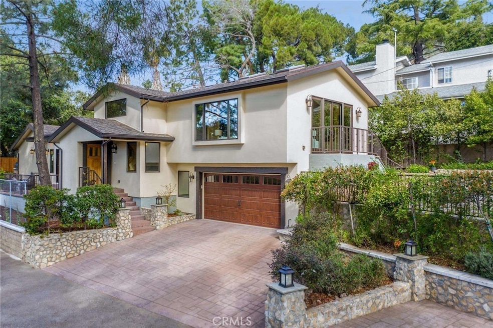 Sold $1,950,000 • Co-Listing Agent
