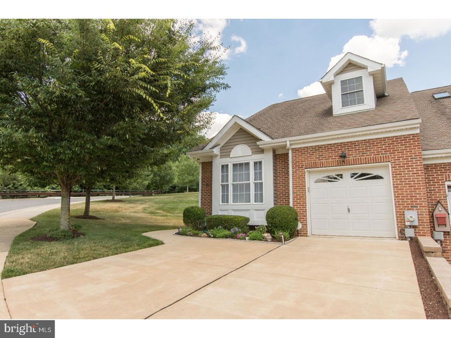 371 Regis Falls Ave, Wilmington, DE 19808 - photo 1