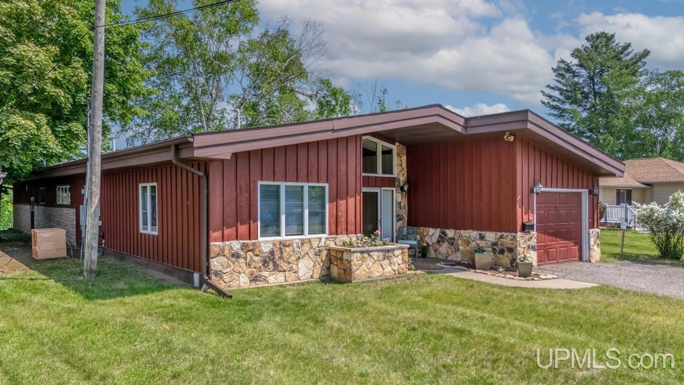 For Sale $475,000