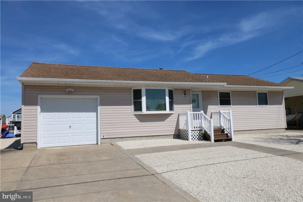 135 E Raritan Dr, Little Egg Harbor Township, NJ 08087 - photo 1