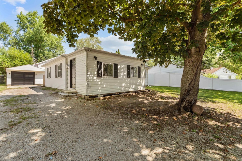 1616 Columbus Blvd, Kokomo, IN 46901 - photo 1