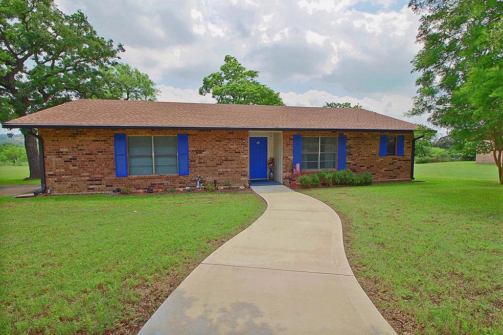 306 Northwest Dr, Fredericksburg, TX 78624 - photo 1