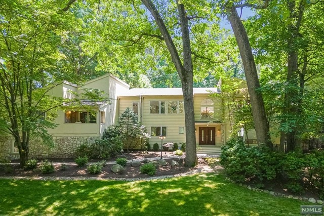 4 Little Mountain Rd, Old Tappan, NJ 07675 - photo 1