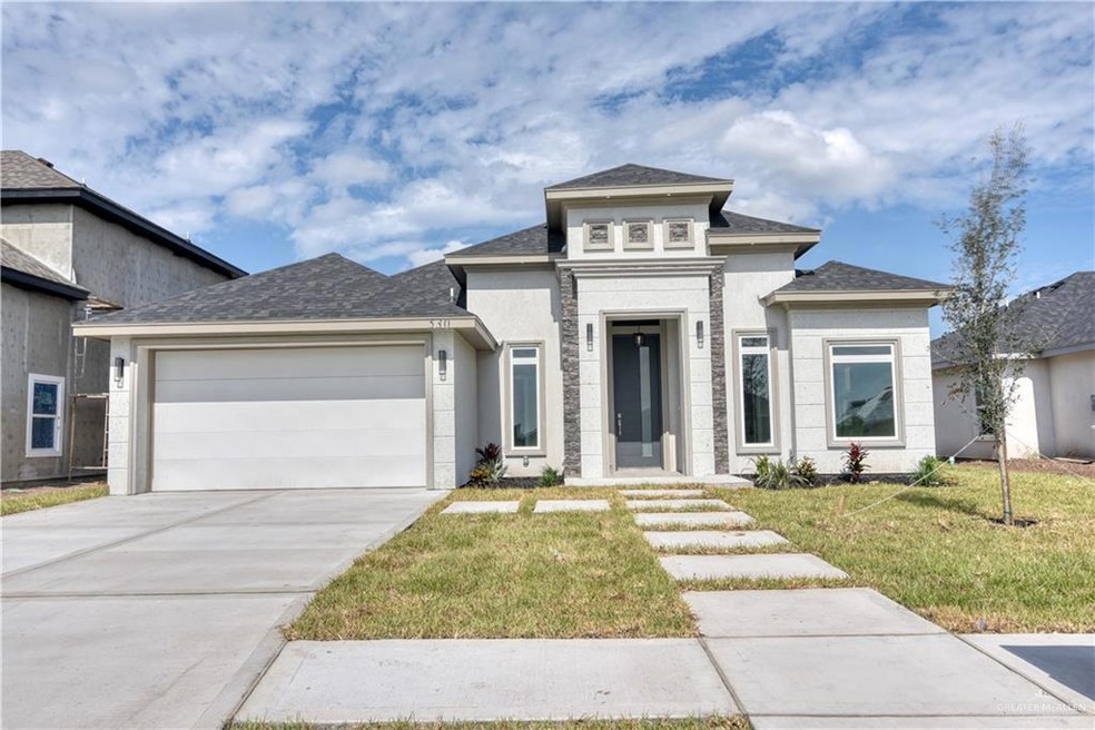 530 Country Club Dr, Alamo, TX 78516 - photo 1