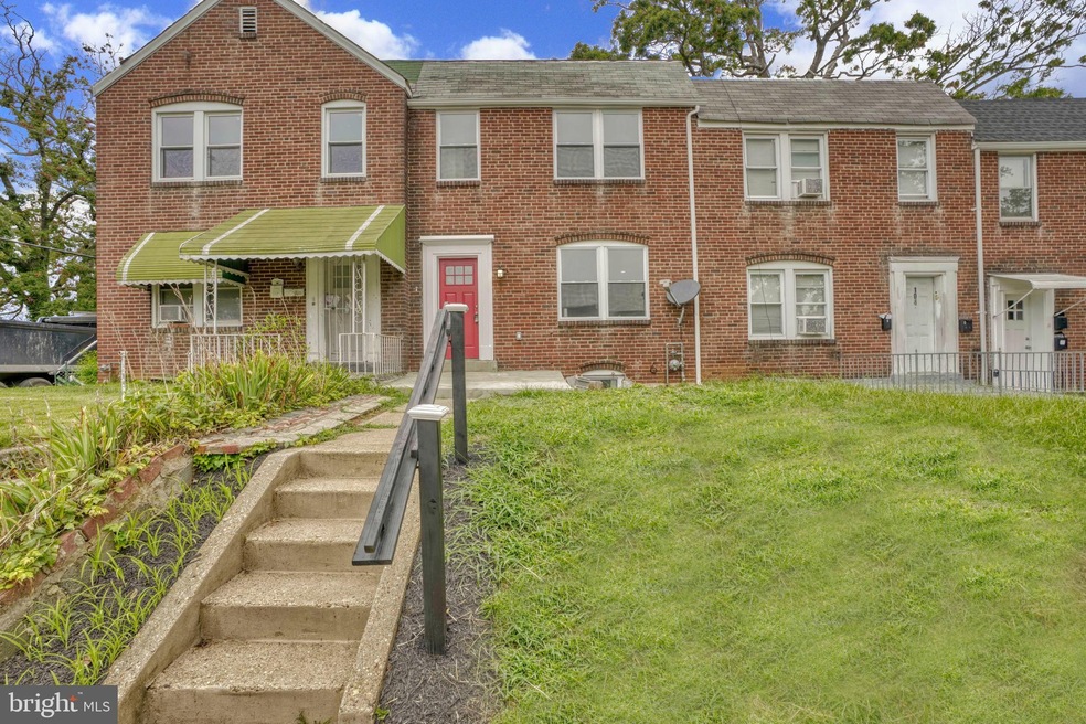 102 Denison St unit 2, Baltimore, MD 21229 - photo 1