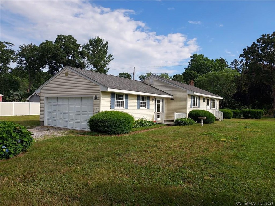 54 Maple Ave, Old Saybrook, CT 06475 - photo 1