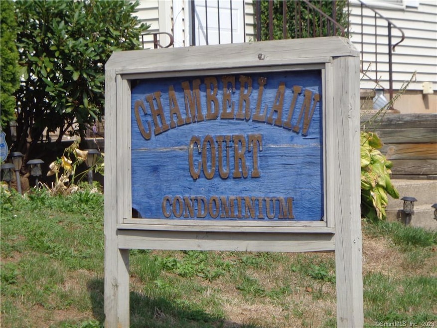 48 Chamberlain St unit A, New Haven, CT 06512 - photo 1