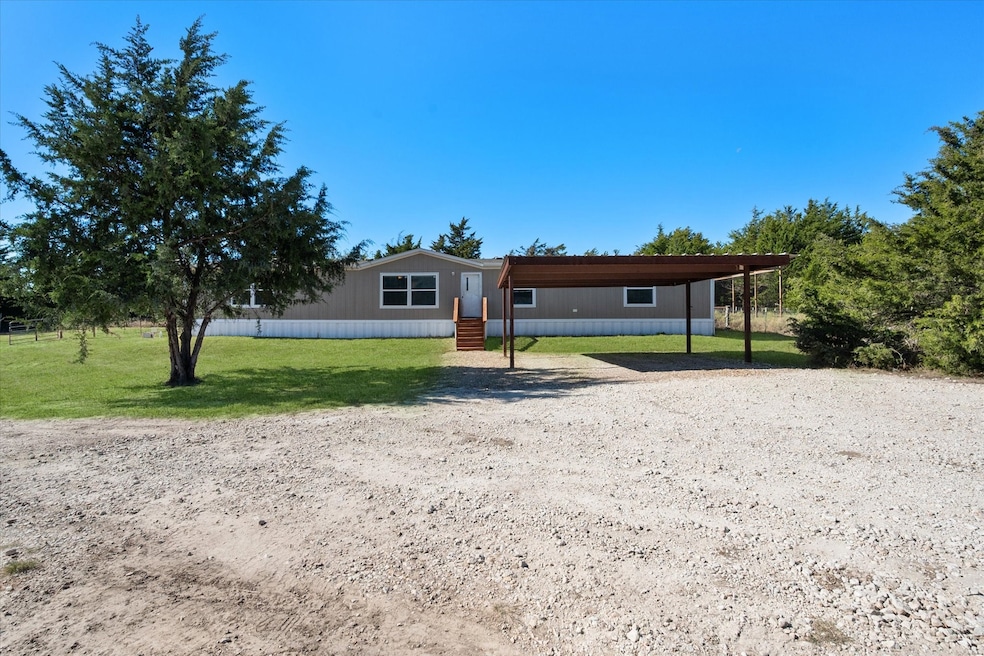 1517 County Road 2162, Barry, TX 75102 - photo 1