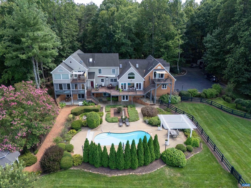 1141 Kingsway Rd, Afton, VA 22920 - photo 1