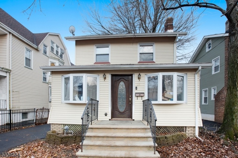 28 Grumman Ave unit 30, Newark, NJ 07112 - photo 1