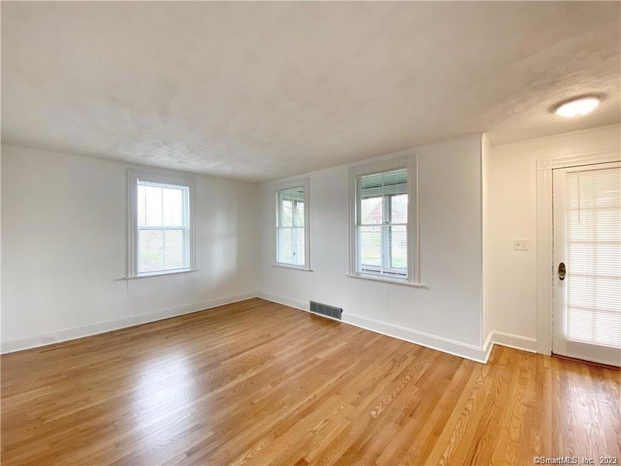 1 Tarlov St, Norwalk, CT 06854 - photo 1