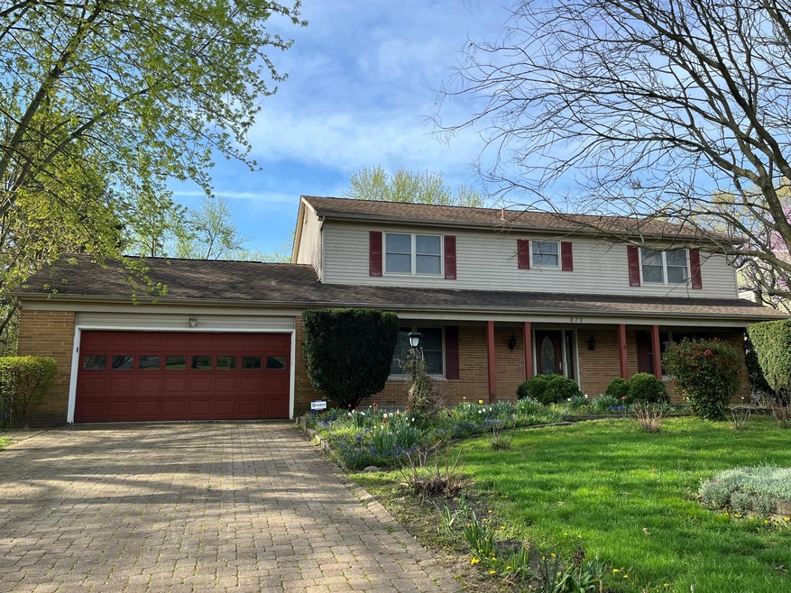 873 Clubview