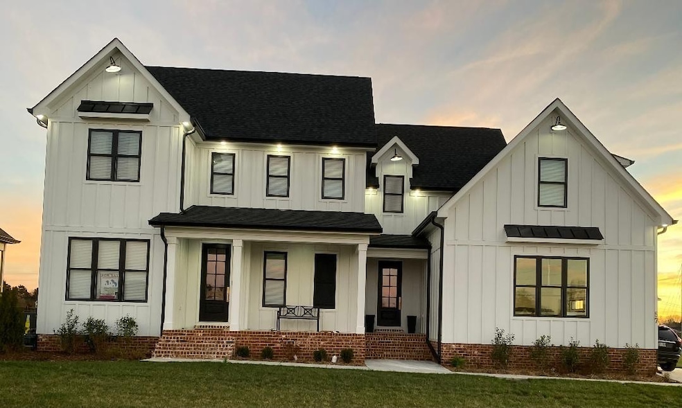 Sold $715,000 • Co-Listing Agent