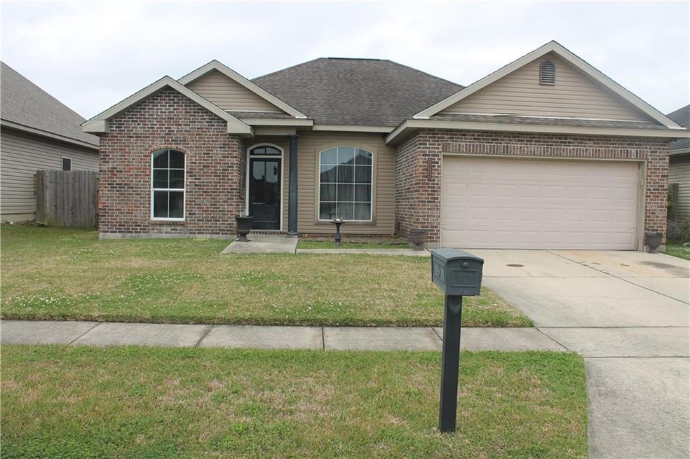 2624 Seagull Dr, Marrero, LA 70072 - photo 1