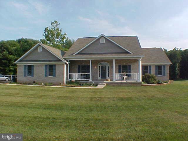 6575 Twilight Glow Dr, Sykesville, MD 21784 - photo 1