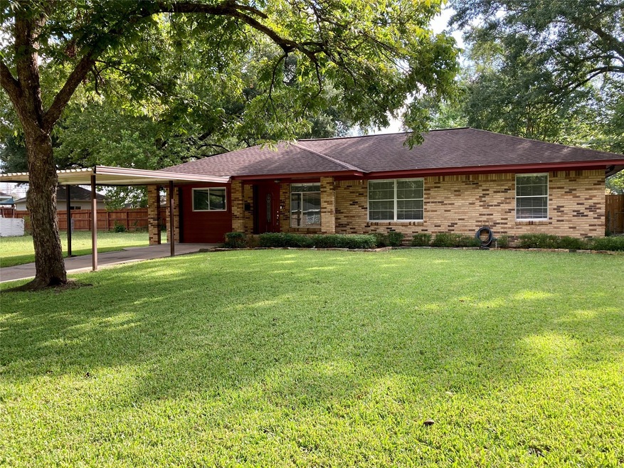 3006 Carlford Cir, Houston, TX 77018 - photo 1