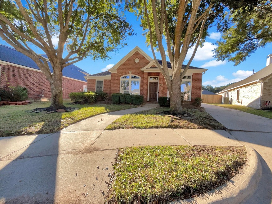 17319 Sparrow Way Ct, Houston, TX 77095 - photo 1