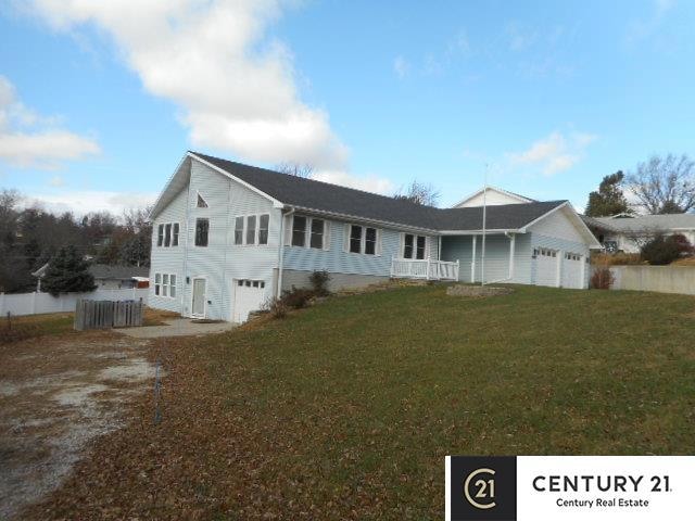 4801 Hiland Dr, Blair, NE 68008 - photo 1