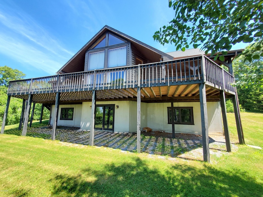 1180 Checkerberry Ln, Lock Haven, PA 17745 - photo 1