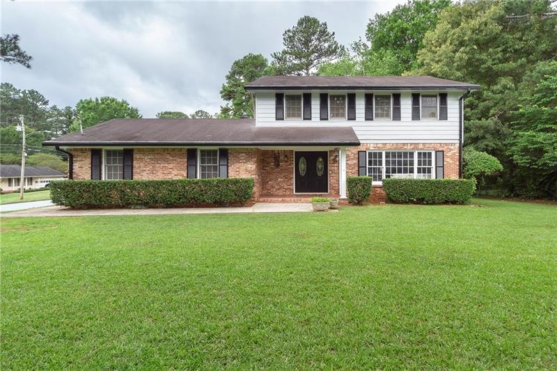 1741 Beauregard Dr SW, Lilburn, GA 30047 - photo 1