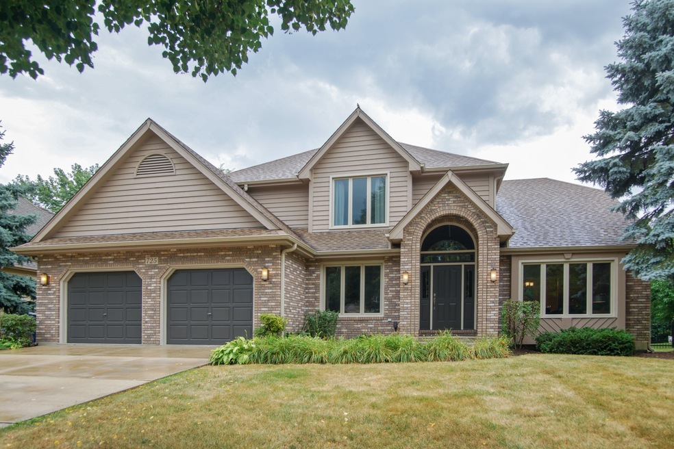 FRONT EXTERIOR