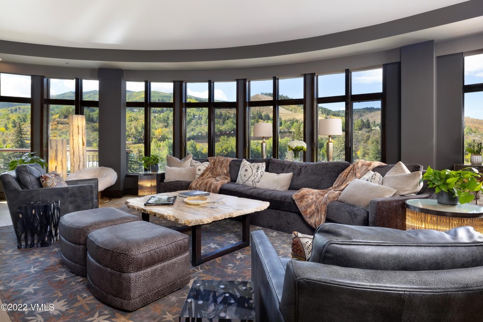 Westin450A_Living2