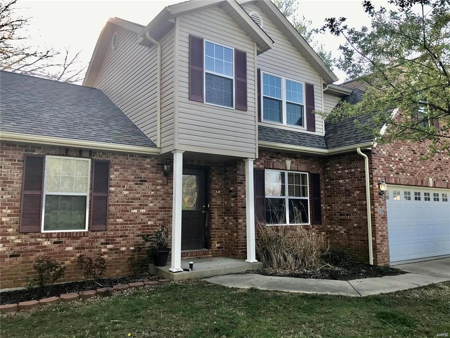 310 N Lucas St, Maryville, IL 62062 - photo 1