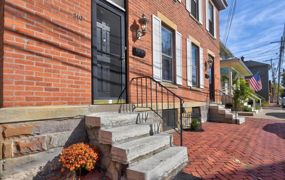216 Lear St unit 218, Columbus, OH 43206 - photo 1