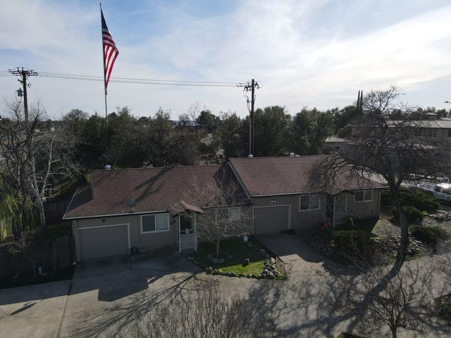 2119 Bechelli Ln, Redding, CA 96002 - photo 1