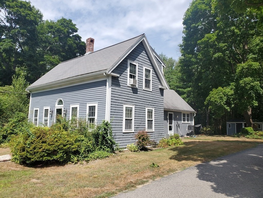 633 Webster St, Hanover, MA 02339 - photo 1