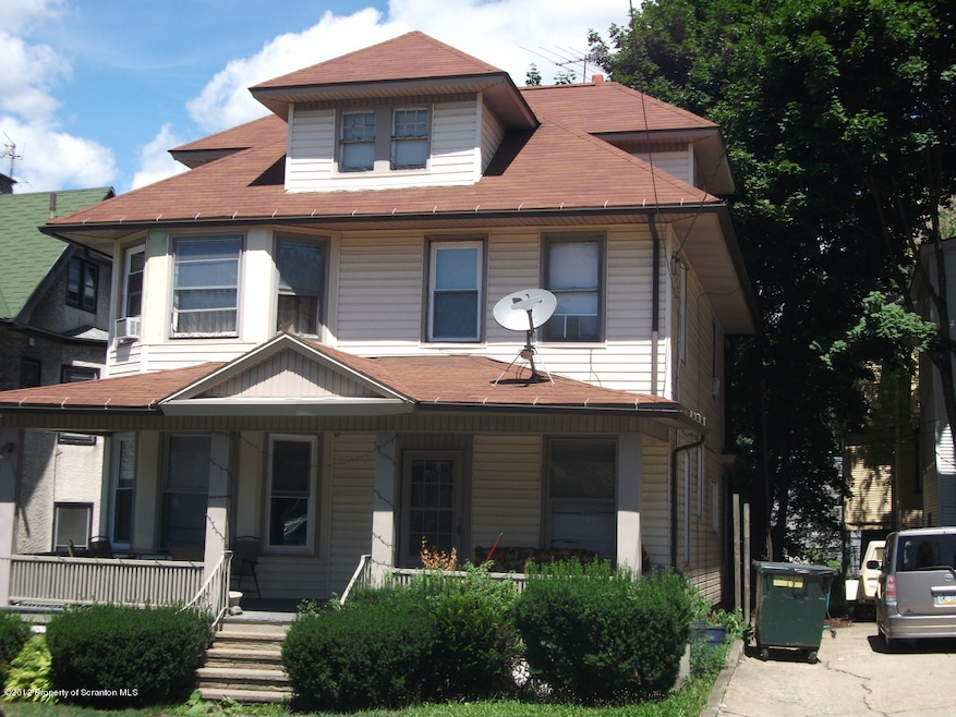 819 E Gibson St, Scranton, PA 18510 - photo 1