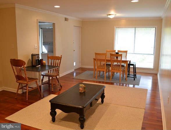 8601 Sacramento Dr unit F, Alexandria, VA 22309 - photo 1