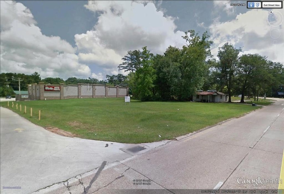 1104 E Thomas St, Hammond, LA 70401 - photo 1